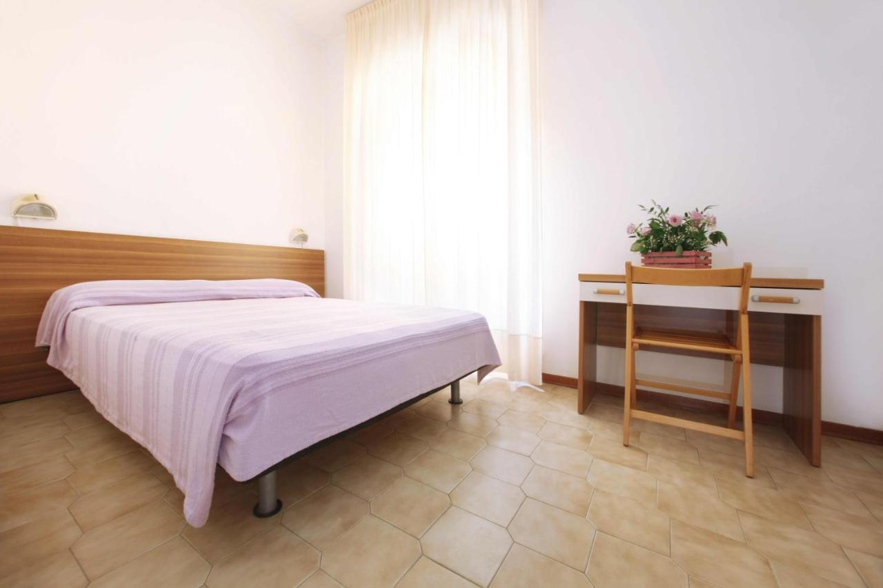 Residence Barusso Alassio Rom bilde